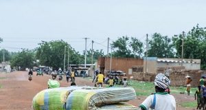 Burkina : des syndicats soutiennent les déplacés internes avec 150 millions de F CFA