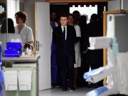 Coronavirus en France: «On a devant nous une épidémie» (Emmanuel Macron)