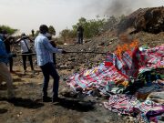 Burkina: des pagnes Faso Dan Fani, contrefaits, brûlés