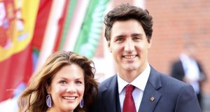 Au Canada, Justin Trudeau placé en isolement, sa femme testée positive au Covid-19