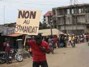Crises politiques: l’Afrique a mal à deux de ses Guinées