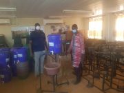 Coronavirus au Burkina: IAMGOLD Essakane SA fait don de kits de protection à ses communautés riveraines