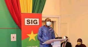 Avant la reprise des cours: le gouvernement burkinabè opte pour l’enseignement à distance