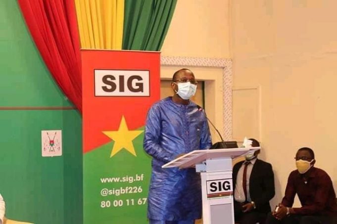 Avant la reprise des cours: le gouvernement burkinabè opte pour l’enseignement à distance