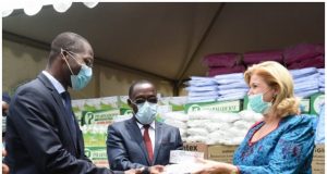 Coronavirus en Côte d’Ivoire: les Ivoiriens s’interrogent, les politiciens en profitent