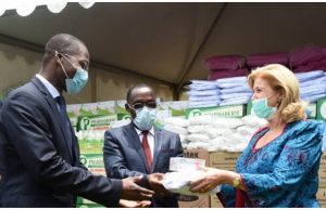 Coronavirus en Côte d’Ivoire: les Ivoiriens s’interrogent, les politiciens en profitent