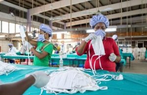 Le Ghana allège le confinement après des dépistages renforcés de Covid-19 (BBC)