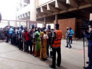 Covid-19: fallait-il réouvrir le grand marché de Ouagadougou maintenant?