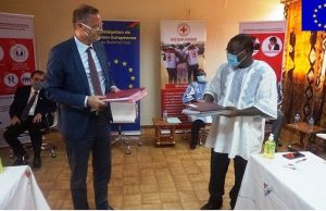 Union européenne : contrat de subvention avec la Croix-Rouge burkinabè pour la lutte contre le Covid-19