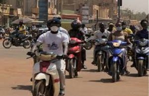 Coronavirus au Burkina: tous au masque!