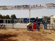 Covid-19 au Burkina: Bus attendent voyageurs, trois jours après la reprise du trafic