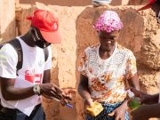 Covid-19 : le Club RFI/Ouagadougou sensibilise des personnes vulnérables