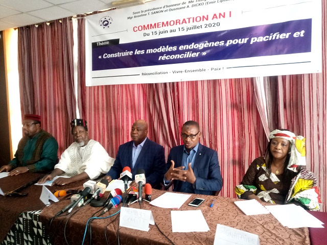 Conférence de presse du comité de l'Appel de Manéga
