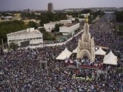 Mali: des dizaines de milliers de manifestants pour le départ de IBK