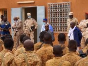 Lutte contre le terrorisme : le président du Faso au contact de la troupe à Djibo