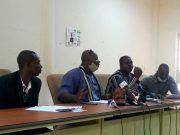 Burkina: des policiers et militaires radiés redonnent de la voix