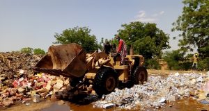Burkina: plus de 6 millions de sachets et bouteilles de boissons frelatées détruits