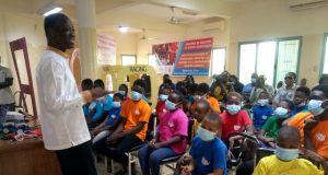 Burkina: des enfants de sept à 17 ans immergés dans le monde de la robotique
