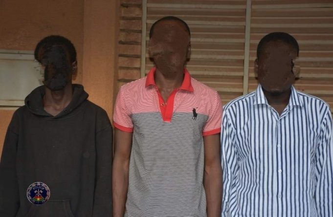 Blanchiment de capitaux à Ouagadougou : trois présumés malfrats aux arrêts