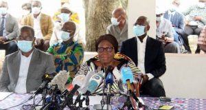 Présidentielle en Côte d’Ivoire: Simone plaide pour Gbagbo, des marches contre ADO