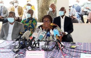 Présidentielle en Côte d’Ivoire: Simone plaide pour Gbagbo, des marches contre ADO