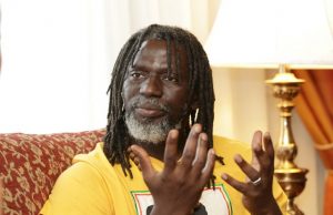 Candidature de Alassane Ouattara: « Nous allons empêcher cela en Côte d’Ivoire » , Tiken Jah Fakoly