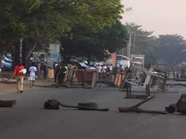 manifs à Abidjan
