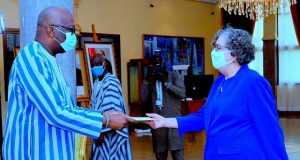 Burkina: l’Ambassadrice des Etats-Unis, Sandra Clark est arrivée