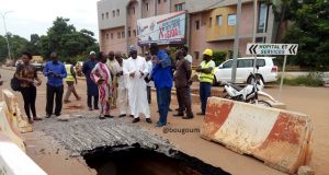 Affaissement de bitume à Ouagadougou: les responsabilités seront situées