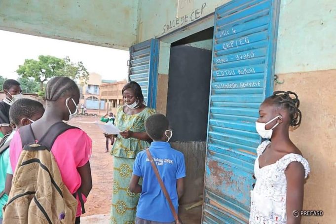 Rentrée scolaire 2020-2021 : une année qui « annonce de nombreux défis à relever » (Roch Kaboré)