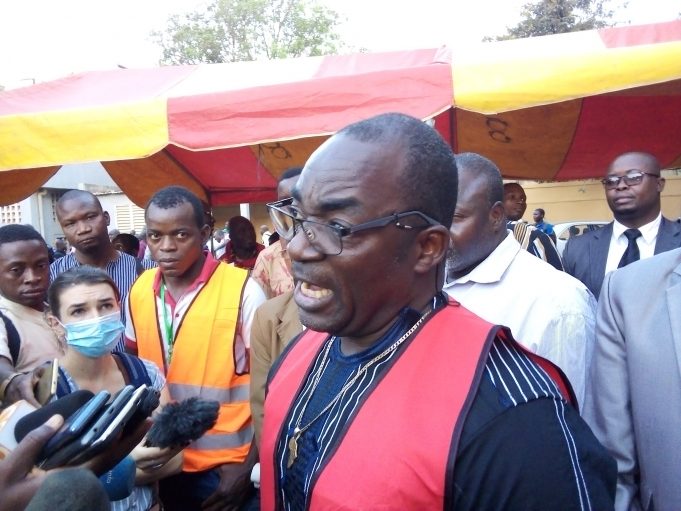 Burkina: après sa démission, Bassolma Bazié demande à ne plus être payé