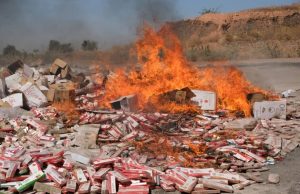 Lutte contre la fraude au Burkina : 12 millions de bâtons de cigarettes saisis et incinérés