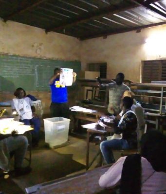 Présidentielle au Burkina: les premières tendances générales se dégagent