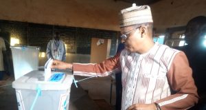 Elections 2020 au Burkina : « Je ne suis pas au courant de bureaux qui ont été placé là où il ne faut pas » (Newton Ahmed Barry)