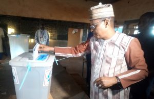 Elections 2020 au Burkina : « Je ne suis pas au courant de bureaux qui ont été placé là où il ne faut pas » (Newton Ahmed Barry)