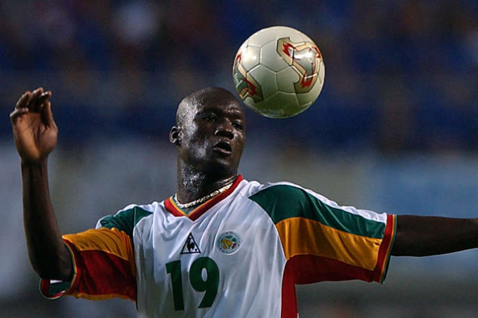 Football: décès de Papa Bouba Diop, une légende sénégalaise