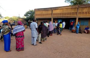 Elections 2020 au Burkina : des Burkinabè prennent d’assaut les bureaux de vote (Régulièrement actualisé)