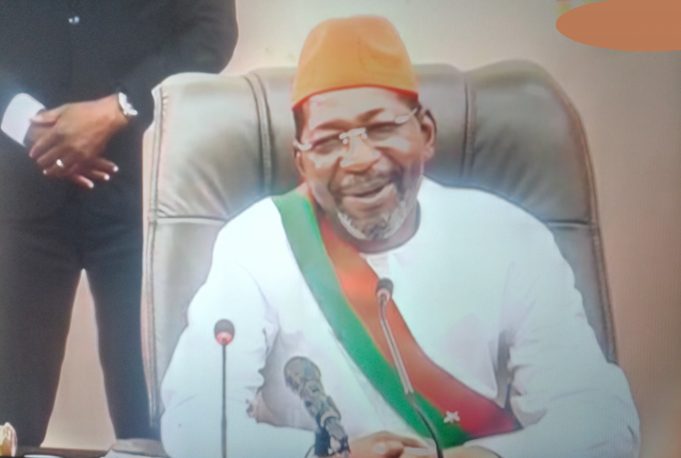 Burkina : Alassane Sakandé réélu président de l’Assemblée nationale