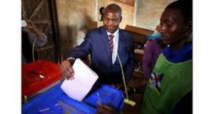 Présidentielle et législatives: le Niger en révolution politique, la Centrafrique en mode rébellion