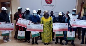 LONAB: plus de 326 millions FCFA remis à cinq gagnants du 4+1
