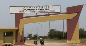 Burkina : l’Université Thomas Sankara suspend la cérémonie d’hommage au Pr Pierre Meyer