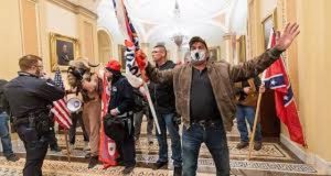 Tentative de coup d’Etat aux Etats Unis du…Gondwana: ashamed!