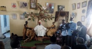 Burkina/Lotissement: Me Bénéwendé Sankara recueille des conseils chez l’empereur des Mossés