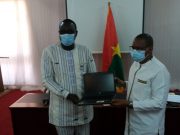 Burkina: la CENI offre « 400 ordinateurs portables » à l’ONI