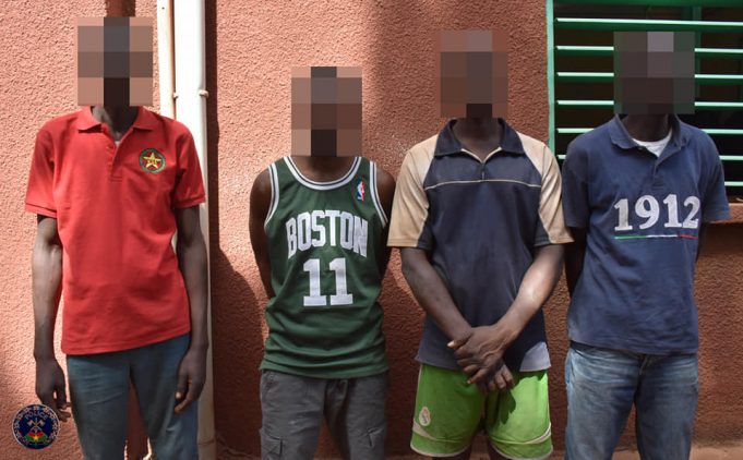Ouagadougou : cinq présumés « voleurs » et « escrocs » aux arrêts