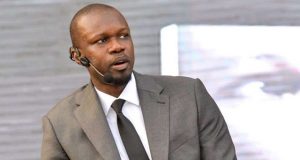 Présidentielle au Sénégal: dépôt de candidature de Ousmane Sonko