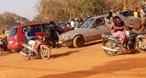 Ouagadougou: difficile de se frayer un passage sur le Boulevard des Tensoba