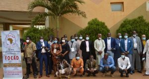 Niger: le trophée de l’Africain de la décennie décerné au président Issoufou à Ouaga
