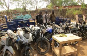 Ouagadougou : quatre présumés voleurs et trafiquants de drogue aux arrêts