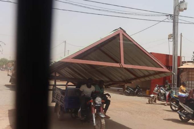 Burkina: ce que dit la loi sur le transport des charges dangereuses pour les usagers